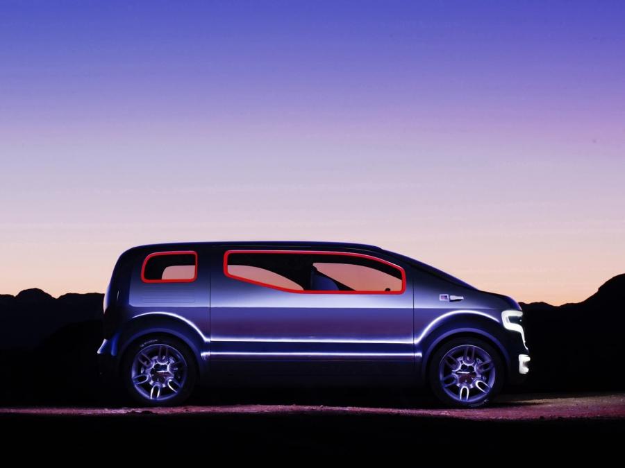  Ford Airstream Concept 2007 года  (фото 26 из 37)
